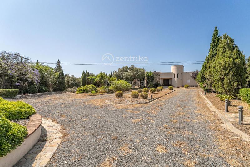 Foto 98138e9f-59d7-4265-964c-8edd768c9e2a. Casa finca exclusiva con casa, molino, casa apartamento y nave en Cambrils