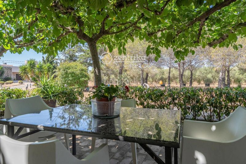 Foto a5296eb3-6eef-457e-b136-ec0986067f98. Casa finca exclusiva con casa, molino, casa apartamento y nave en Cambrils