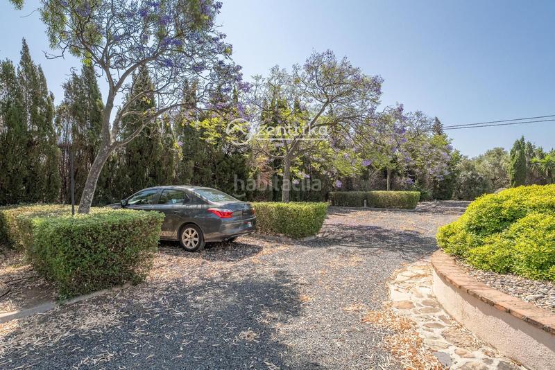 Foto aa996078-0c22-4e5a-8a5d-7dd57dc7ef54. Casa finca exclusiva con casa, molino, casa apartamento y nave en Cambrils