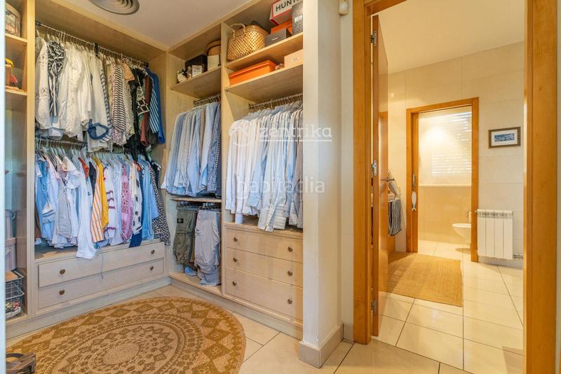 Foto 0b537c09-aedc-4246-8bd3-0485edf7b1f2. Chalet  independiente en venta , con 391 m2 en Reus