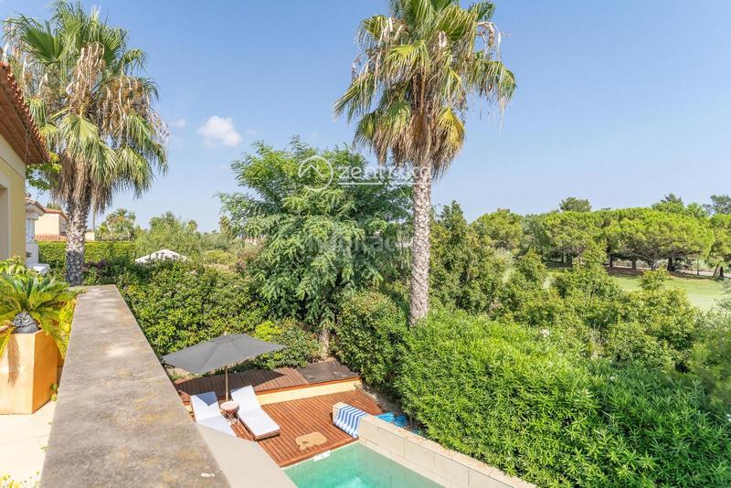 Foto 0ec391b2-9d08-4017-96bd-f2a45003c30c. Chalet  independiente en venta , con 391 m2 en Reus