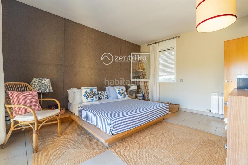 Foto 1fc275e5-7f7f-49a4-bf41-0b8ecaec8f39. Chalet  independiente en venta , con 391 m2 en Reus