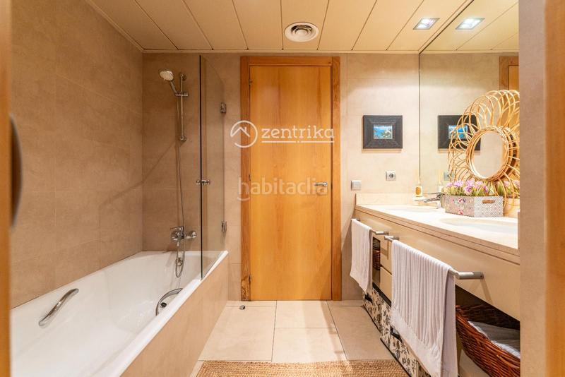 Foto 45d2932e-c089-4a89-8d68-6d149ef260b1. Chalet  independiente en venta , con 391 m2 en Reus