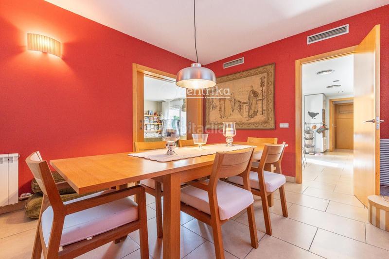 Foto 503bb744-4c40-4db4-802d-2f629062050e. Chalet  independiente en venta , con 391 m2 en Reus