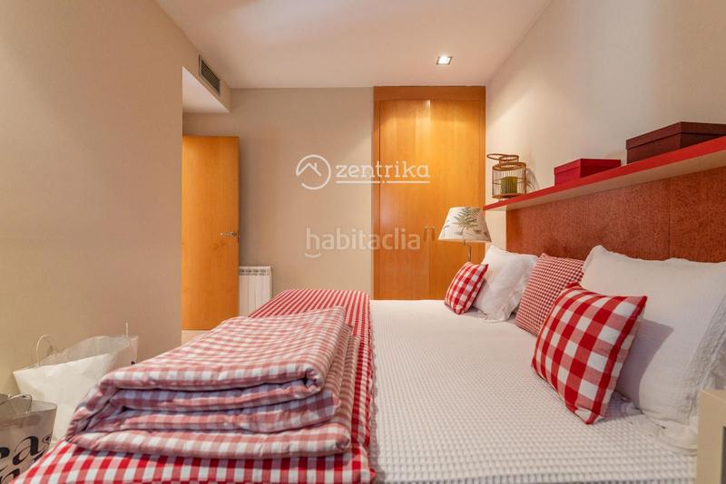 Foto 759cfbba-b353-45ab-8b53-402de17b61cc. Chalet  independiente en venta , con 391 m2 en Reus