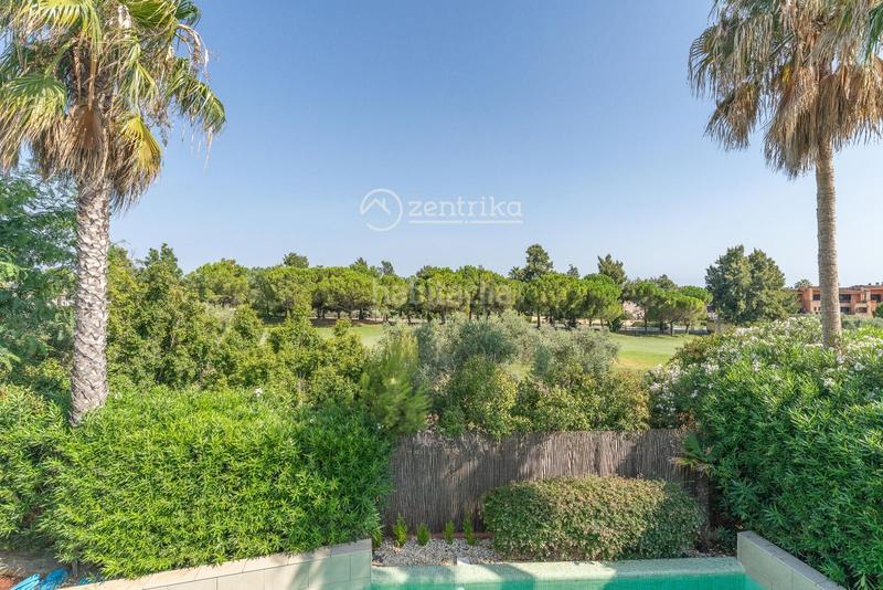 Foto a56c78b6-e2eb-4e3d-a806-e6ce198bd941. Chalet  independiente en venta , con 391 m2 en Reus