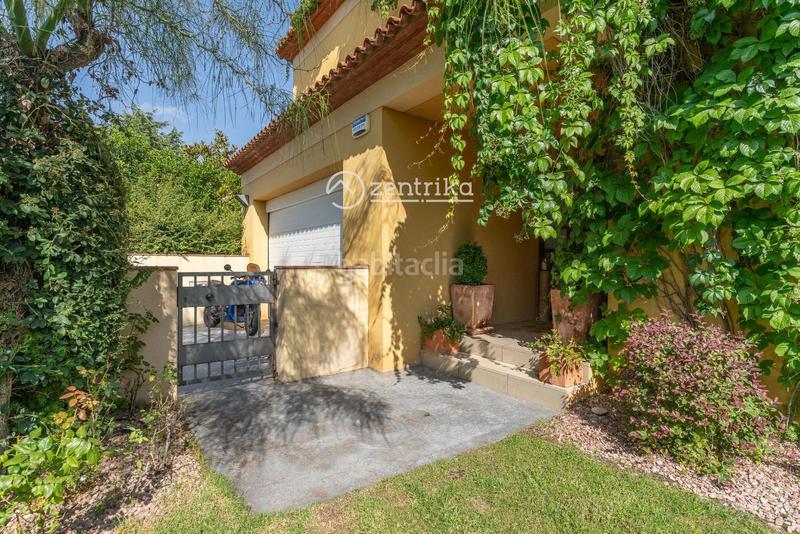Foto b7d96276-6209-4d6d-ad88-06e888241b8b. Chalet  independiente en venta , con 391 m2 en Reus