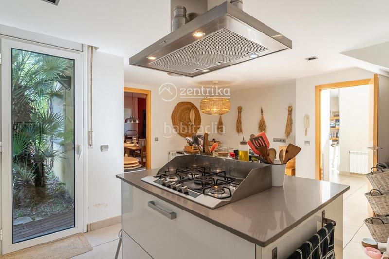 Foto f6aac8fc-230b-466e-8a78-46f8792c7c5c. Chalet  independiente en venta , con 391 m2 en Reus