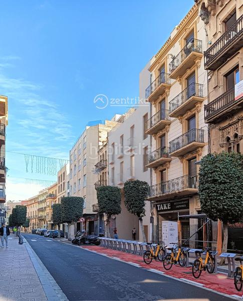 Foto 58126680-ad2e-471a-898f-241dbb84cd64. Piso exclusivos pisos , con 120 m2, 3 habitaciones y 2 baños. en Reus