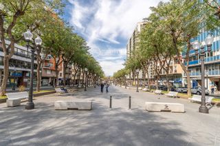 Appartamento  Nova. Piso en venta en tarragona, con 254 m2, 5 habitaciones y 2 baños
