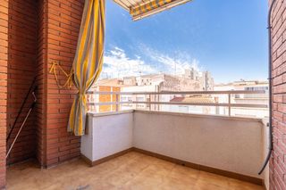 Pis  Jurats. Piso en reus, con 138 m2