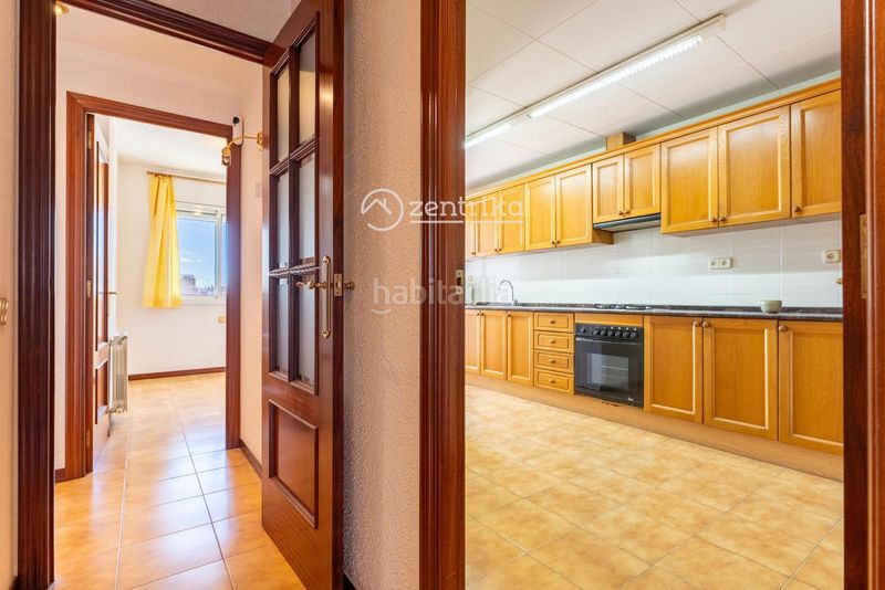 Foto 999da030-e878-4761-aac3-d0892839a034. Piso  , con 138 m2 en Centre Reus