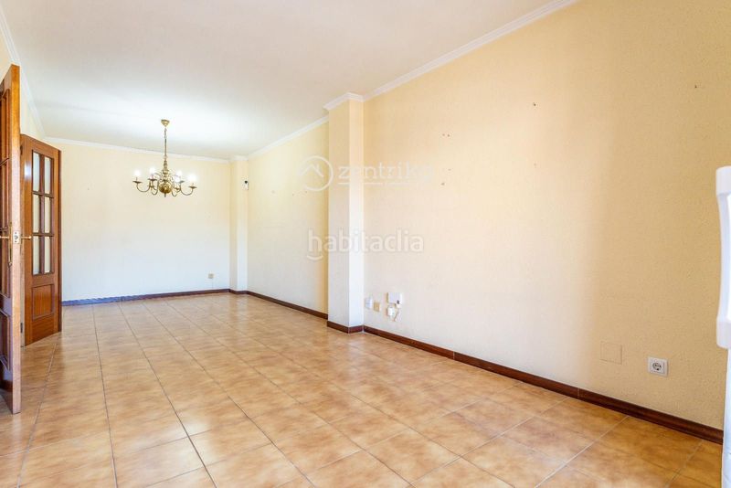 Foto a27b1ac3-68d1-4f64-ae72-a458cedf18e4. Piso  , con 138 m2 en Centre Reus