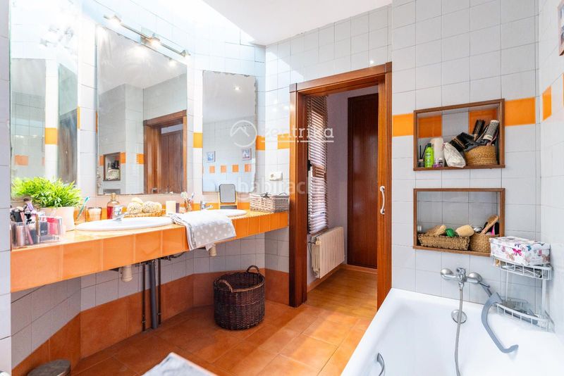 Foto 49e87d6e-0182-40c0-82f1-2371a210694a. Chalet con riscaldamento parcheggio in Borges del Camp (Les)