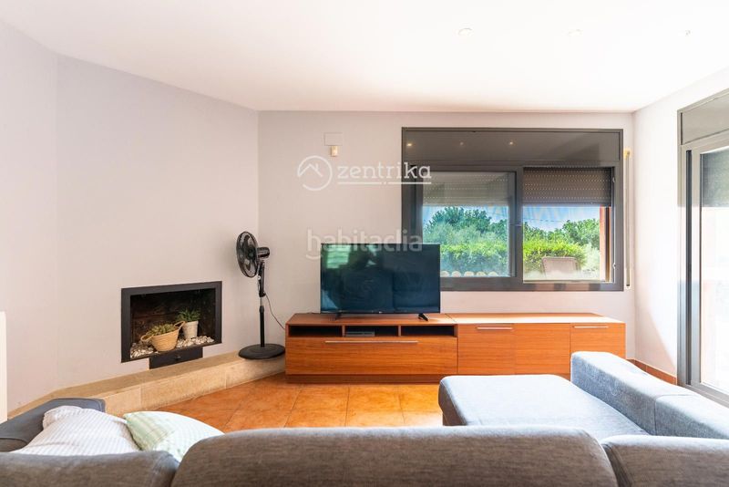 Foto 61aa1d94-f2b4-4d33-b479-922d28b934c1. Chalet con riscaldamento parcheggio in Borges del Camp (Les)