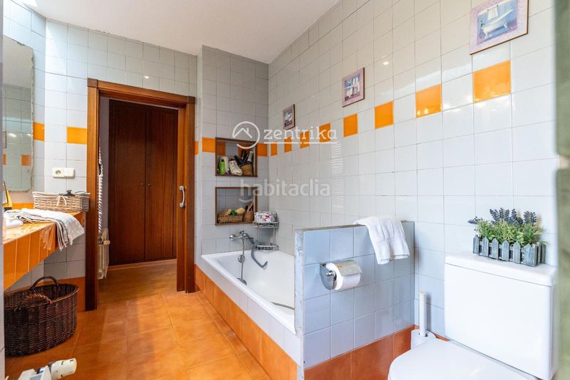 Foto 6f17fb78-aad2-45d4-87e3-7503ca006cc1. Chalet con riscaldamento parcheggio in Borges del Camp (Les)