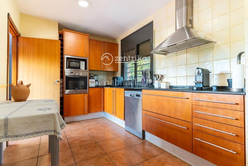 Foto 75dfa47b-1272-4bac-b5de-50e9be8ff1d3. Chalet con riscaldamento parcheggio in Borges del Camp (Les)