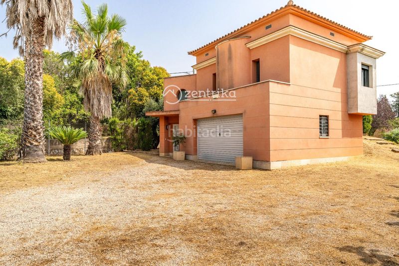 Foto c56f7ab2-aa4a-420a-844b-bc89a1d8f71d. Chalet con riscaldamento parcheggio in Borges del Camp (Les)