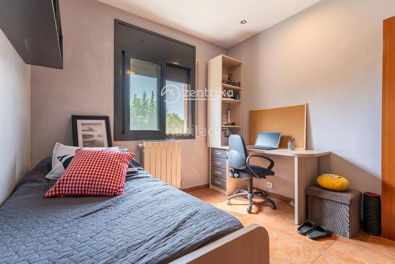 Foto c8144aaa-827f-4da4-ac3b-aaebaea5205b. Chalet con riscaldamento parcheggio in Borges del Camp (Les)