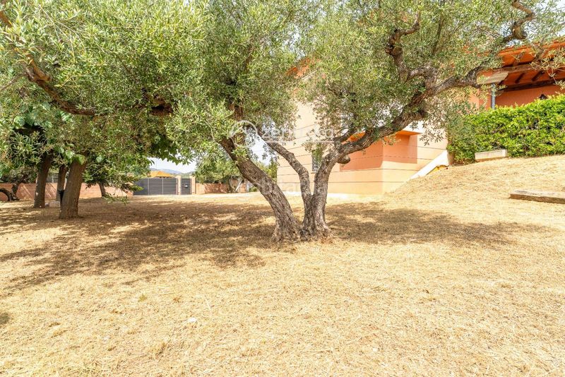 Foto fd6625df-2359-4af3-9bb5-53a8a052611d. Chalet con riscaldamento parcheggio in Borges del Camp (Les)