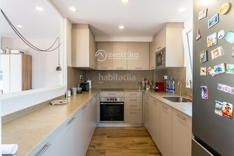 Foto e93f7c75-b840-43de-8c05-ba4a48e3d0bc. Àtic amb calefacció a Centre Reus
