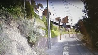 Terreno residenziale in El Racó-Sant Feliu del Racó. Amplio terreno con todos los accesos a la calle.