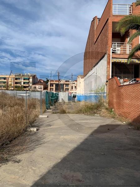Foto 5bfa09b3-5ce5-4b5e-bd91-068f002de39f. Terreny residencial a Creu Alta Sabadell