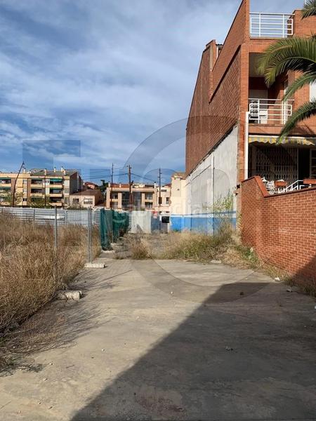 Foto dea9a4b9-9e31-427d-9971-3cafa24774a8. Terreny residencial a Creu Alta Sabadell
