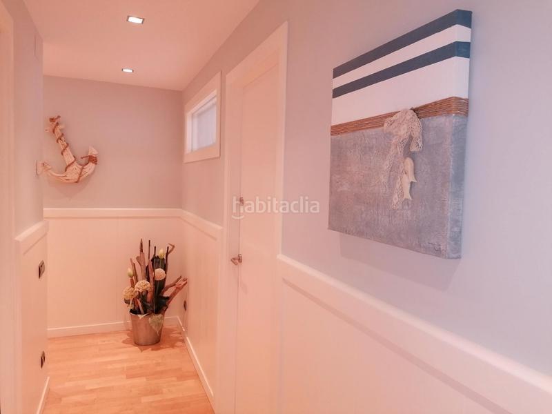 Foto 0afa1f93-78b8-4cd8-ac6a-488f7a7a93fc. Piso exclusiva vivienda de diseño frente al mar con gran terraza, ascensor y 2 plazas de aparcamiento. en Calafell