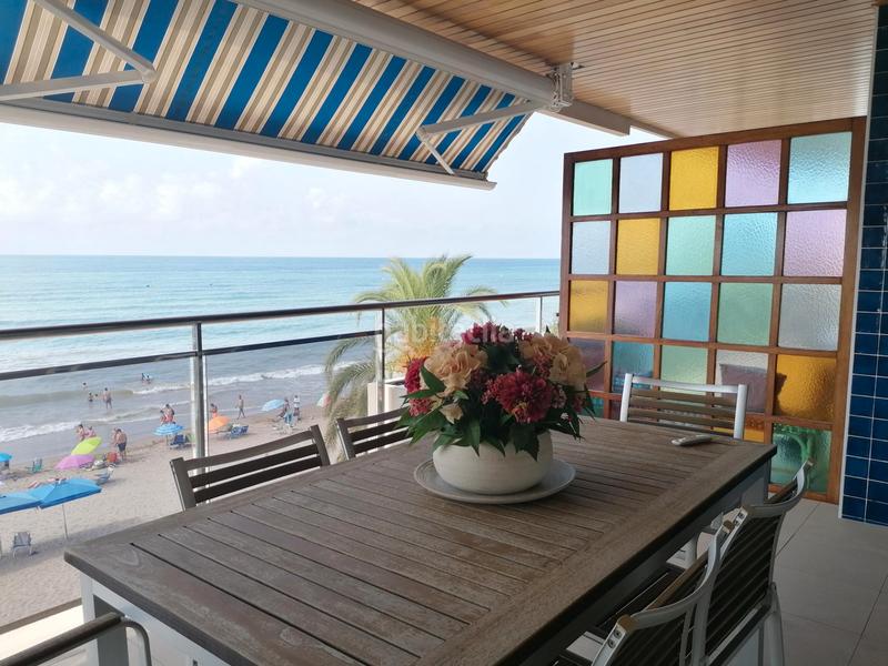 Foto 18e48f19-a771-4fd2-965e-c09da778bc18. Piso exclusiva vivienda de diseño frente al mar con gran terraza, ascensor y 2 plazas de aparcamiento. en Calafell