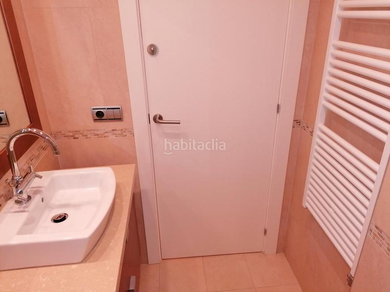 Foto 19859e7f-f389-4f0d-bd03-10aca3e9c578. Piso exclusiva vivienda de diseño frente al mar con gran terraza, ascensor y 2 plazas de aparcamiento. en Calafell