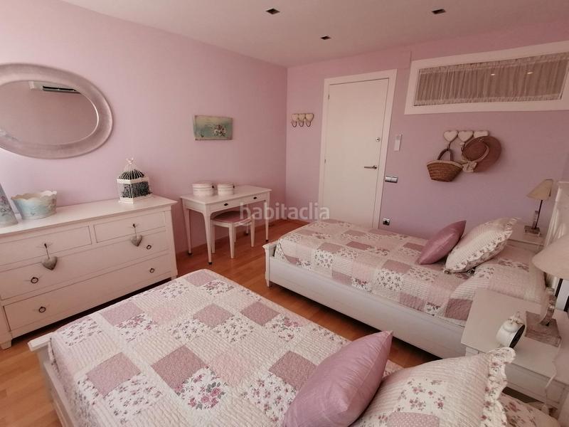 Foto 4b4c332f-2ae3-4192-b276-3dead25eba7b. Piso exclusiva vivienda de diseño frente al mar con gran terraza, ascensor y 2 plazas de aparcamiento. en Calafell