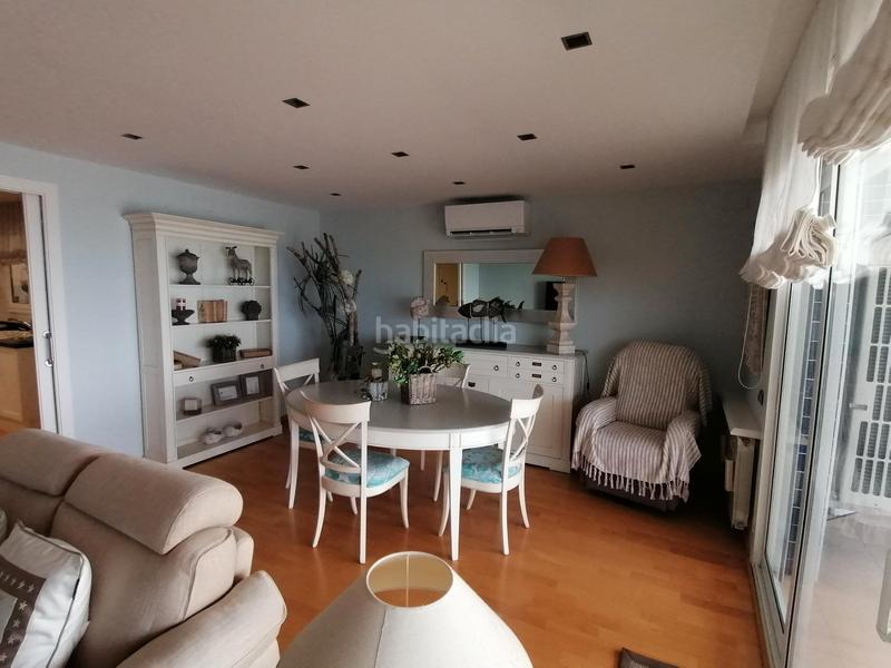 Foto 59ba184b-c4ea-46e2-b586-6d3d6ddcd6e5. Piso exclusiva vivienda de diseño frente al mar con gran terraza, ascensor y 2 plazas de aparcamiento. en Calafell