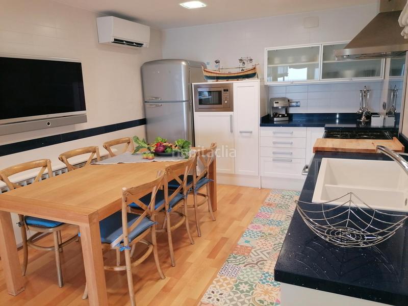 Foto 6f4e19e3-f57d-41d5-b0b7-81c2e1893e59. Piso exclusiva vivienda de diseño frente al mar con gran terraza, ascensor y 2 plazas de aparcamiento. en Calafell