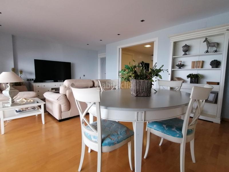 Foto 8e50baa8-f741-41c5-870a-87e81d1f06cc. Piso exclusiva vivienda de diseño frente al mar con gran terraza, ascensor y 2 plazas de aparcamiento. en Calafell