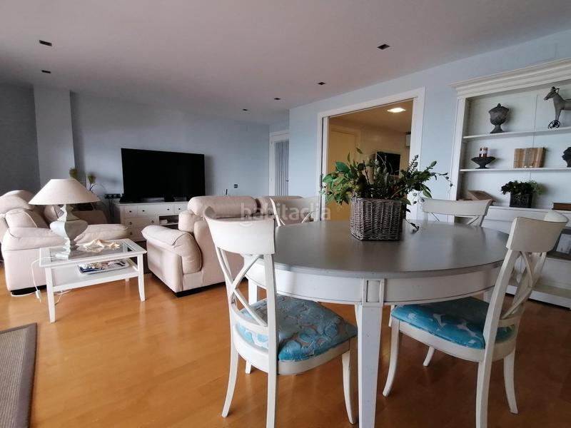 Foto 97a3cabd-b2e2-4226-9e07-5895c8874a9b. Piso exclusiva vivienda de diseño frente al mar con gran terraza, ascensor y 2 plazas de aparcamiento. en Calafell