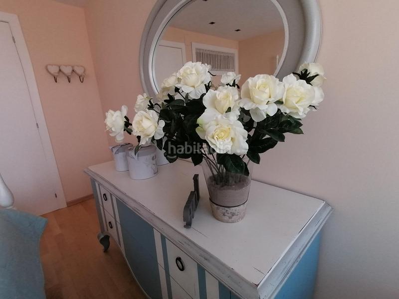 Foto 999fb11d-a38e-4a17-88dc-3f5dcb34185c. Piso exclusiva vivienda de diseño frente al mar con gran terraza, ascensor y 2 plazas de aparcamiento. en Calafell