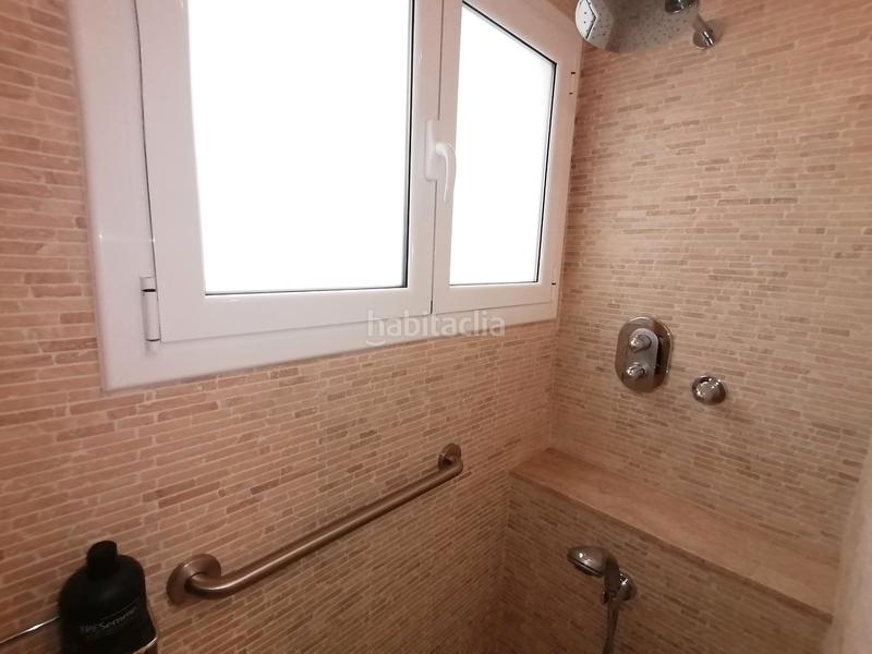 Foto c7736acb-5f6e-4806-990e-828fe689ccd0. Piso exclusiva vivienda de diseño frente al mar con gran terraza, ascensor y 2 plazas de aparcamiento. en Calafell