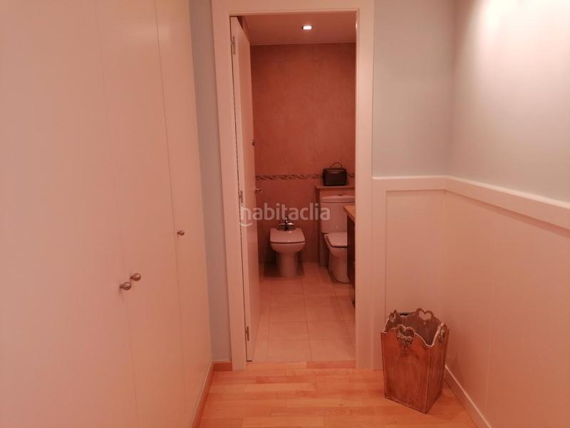 Foto e75134b4-104a-4795-97ed-75ac851ec572. Piso exclusiva vivienda de diseño frente al mar con gran terraza, ascensor y 2 plazas de aparcamiento. en Calafell