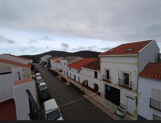 Casa adossada a Cabeza la Vaca. descubre tu nuevo hogar en cabeza la vaca!