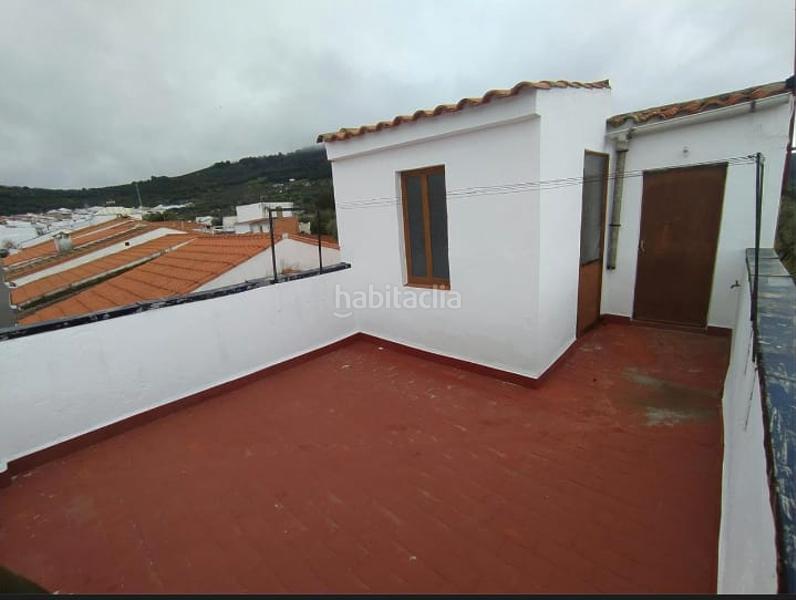 Foto f54b6d19-9f27-479d-9355-ad45f2e1361b. Casa adossada a Cabeza la Vaca