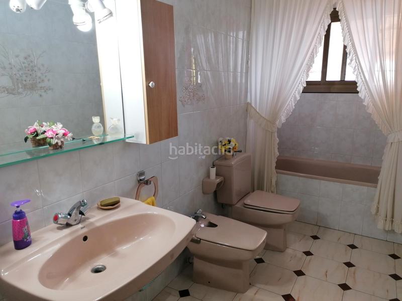 Foto 5b159cc3-274f-4fd5-8db3-c244214003d3. Xalet amb calefacció aparcament a Els Masos - Els Garrofers Coma-ruga