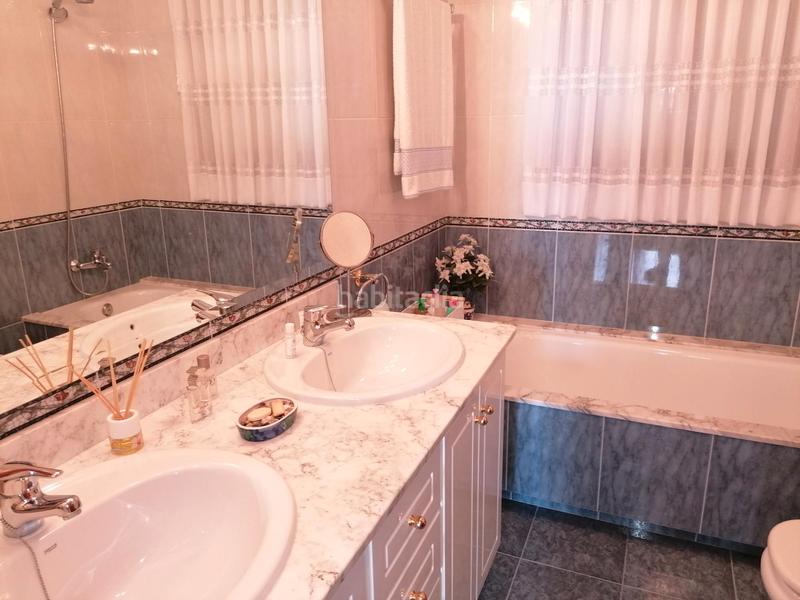 Foto 9b2d6c70-9a1a-4e6b-b6ed-9c545133a37e. Xalet amb calefacció aparcament a Els Masos - Els Garrofers Coma-ruga