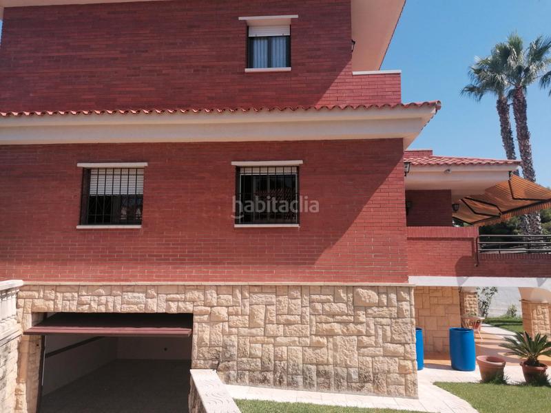 Foto a8befe50-5d7a-4b7c-bb09-e6305d240b12. Xalet amb calefacció aparcament a Els Masos - Els Garrofers Coma-ruga