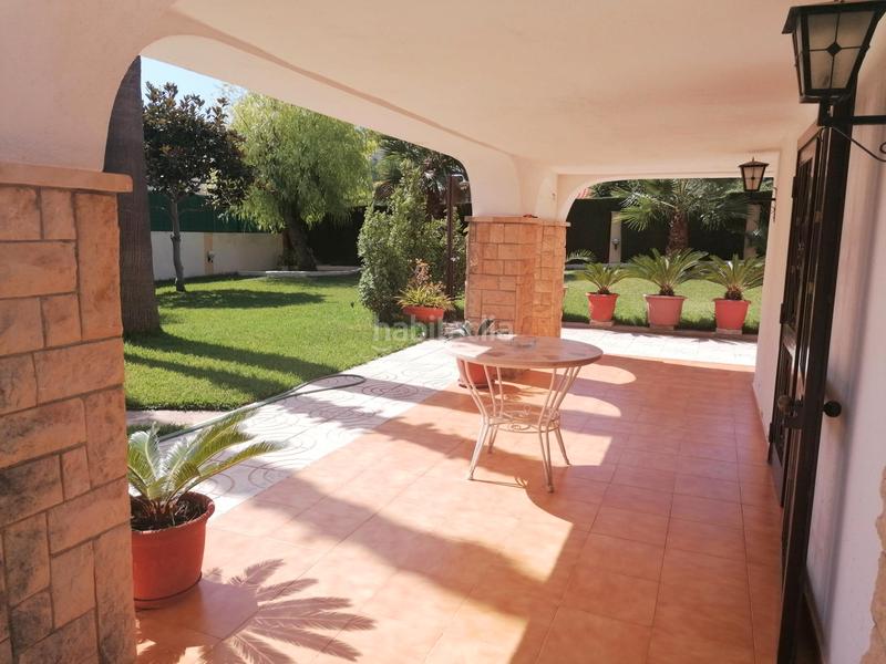 Foto dbfbb03f-8ff3-4cad-bae6-ef0066bd46f1. Xalet amb calefacció aparcament a Els Masos - Els Garrofers Coma-ruga