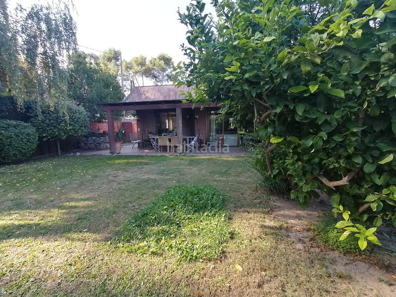 Foto 39bb5af6-b7e8-4dfc-aec4-a04e3ca981f8. Chalet with fireplace heating parking pool in Bellaterra