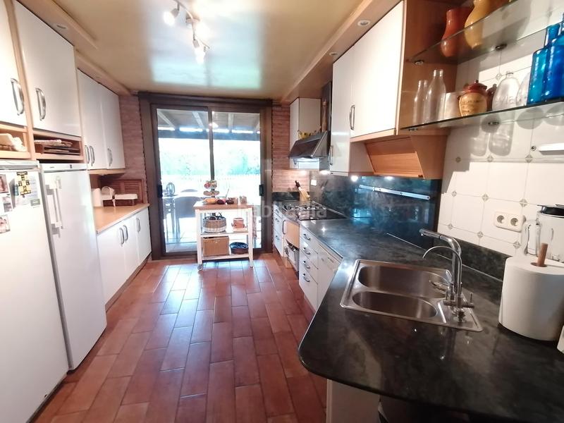 Foto 5420ee72-f837-45e7-a02a-355a8dbc9468. Chalet with fireplace heating parking pool in Bellaterra