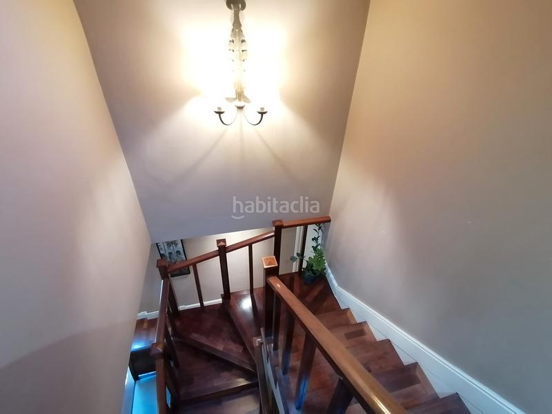 Foto 5f273540-3158-4fc9-b178-47c1466108dd. Chalet with fireplace heating parking pool in Bellaterra