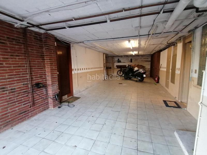 Foto 81c0b980-b12c-44c8-9a34-f05b1fd459fd. Chalet with fireplace heating parking pool in Bellaterra