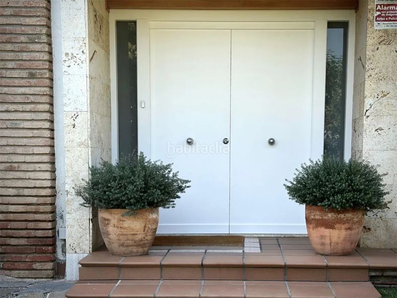 Foto 21155a95-8adc-404f-9db8-d3257e812bfc. Casa amb xemeneia calefacció aparcament piscina a Bellaterra